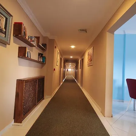 Casablanca Garden Hotel 3*