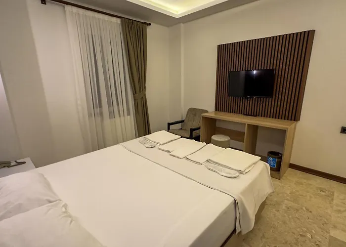 Casablanca Garden Hotel 3*